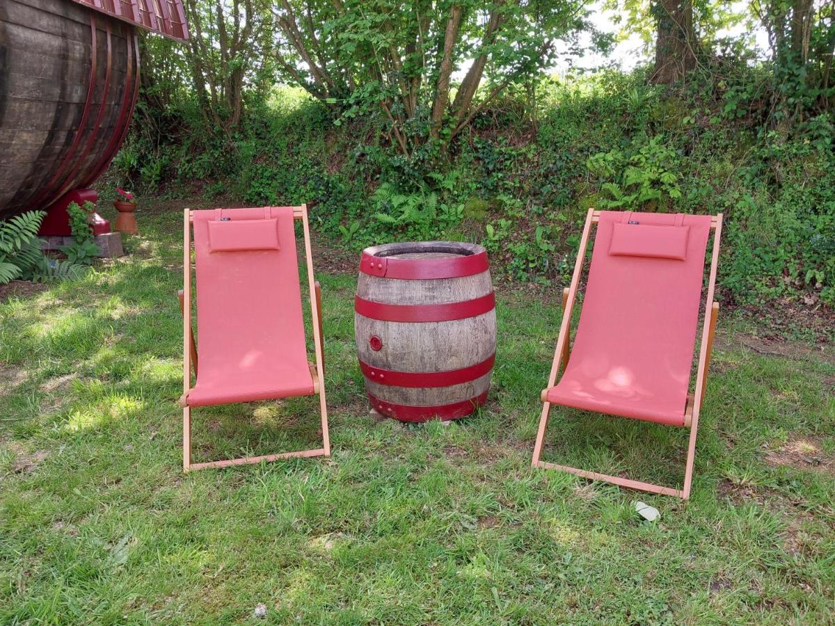 L'Authentique Tonneau A Cidre D'Emma Villa Litteau Exterior photo